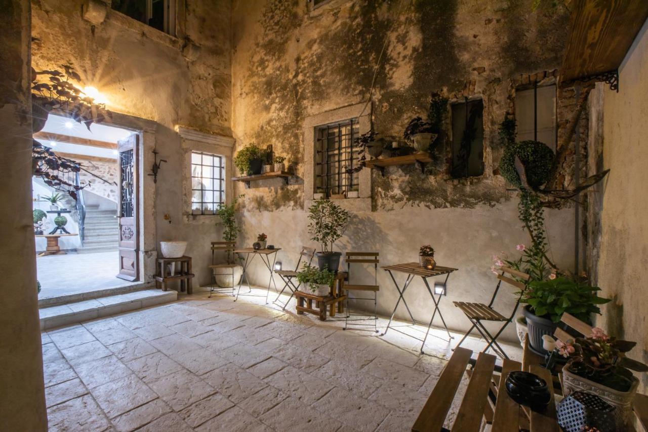 History House Moja Ti 1830 In Old Town Senj Hotel Senj  Eksteriør billede